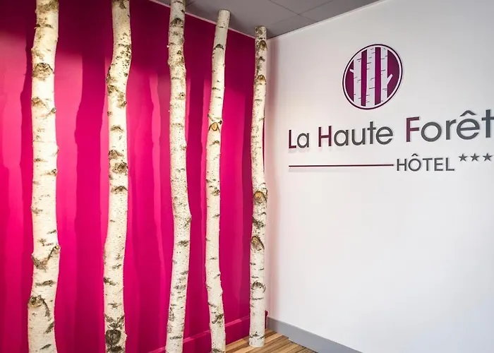 Logis Hotel Restaurant La Haute Foret